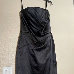 WHITE HOUSE BLACK MARKET BLACK STRAP-LESS SATIN DRESS